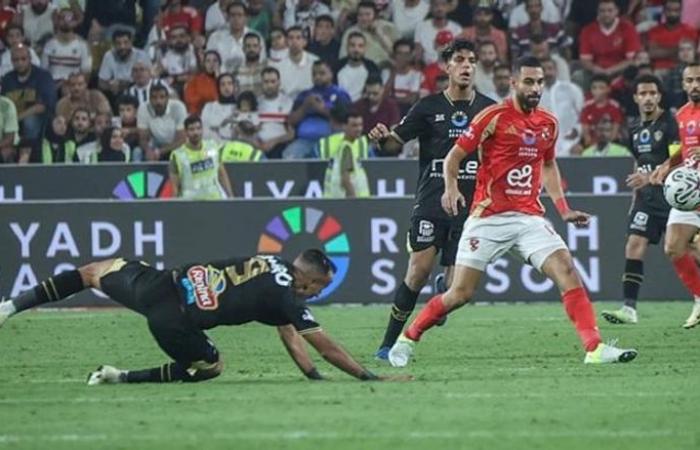 حُمى
      الإصابات
      "تجتاح"
      الأهلي
      والزمالك
      بعد
      أول
      جولة
      للدوري