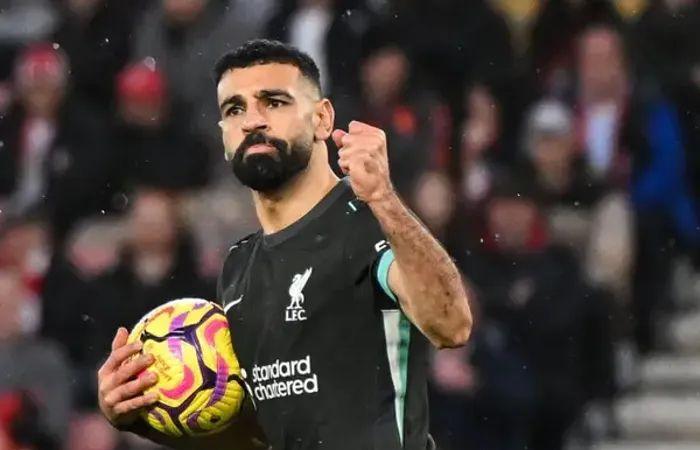 محمد
      صلاح
      يصنع
      "مئوية
      جديدة"
      مع
      ليفربول..
      مع
      الـ"300"