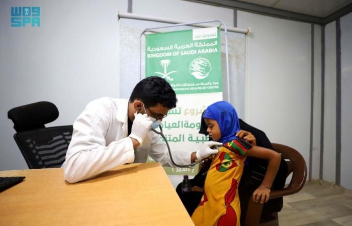 العيادات المتنقلة لـ»سلمان للإغاثة» في الغرزة تقدم خدماتها العلاجية لـ1,457 مستفيدا