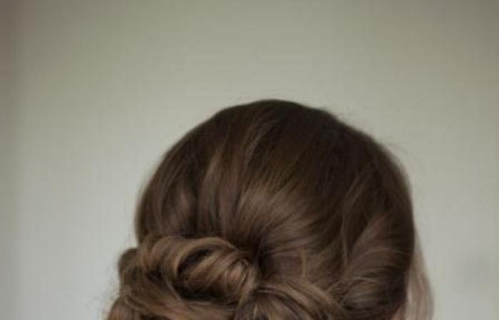 عروس
      2024..
      تسريحات
      زفاف
      ساحرة
      لشعر
      متوسط
      الطول