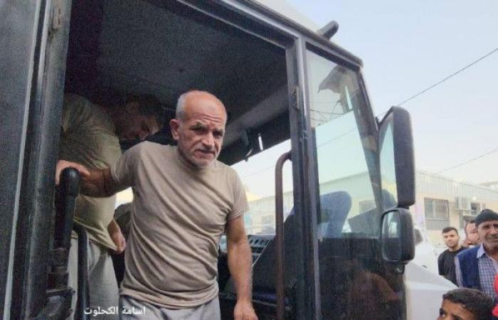 بالأسماء..
      الاحتلال
      يفرج
      عن
      14
      أسيرًا
      من
      قطاع
      غزة
