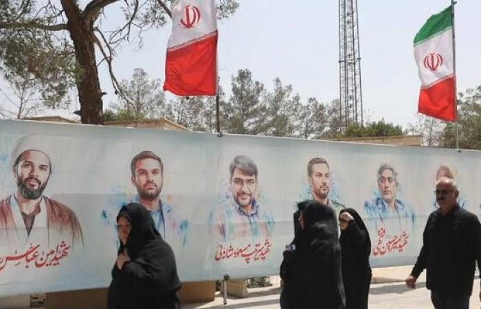 أوروبا
      تحذر
      إيران
      من
      عقوبات
      بسبب
      المحادثات
      النووية