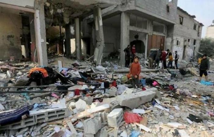 حماس:
      مستعدون
      لمعركة
      طويلة
      إذا
      فشلت
      المفاوضات..
      ويمكن
      الإفراج
      عن
      جميع
      المحتجزين