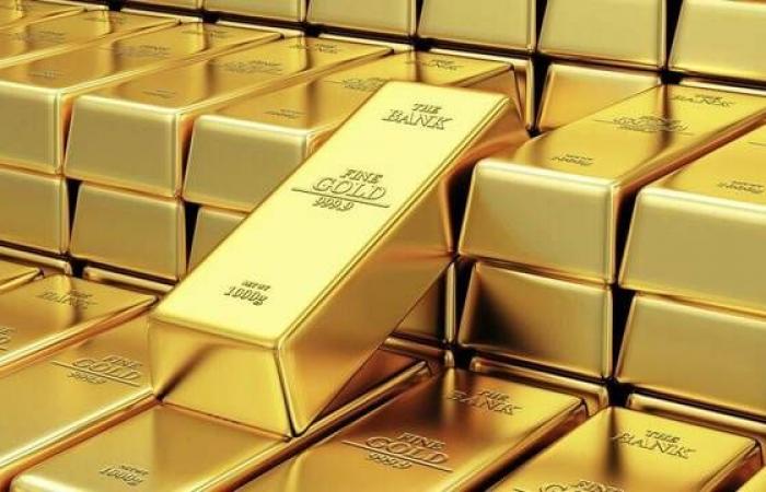 الذهب
      يتراجع
      38
      دولارًا
      عند
      التسوية
      ويسجل
      خسائر
      أسبوعية