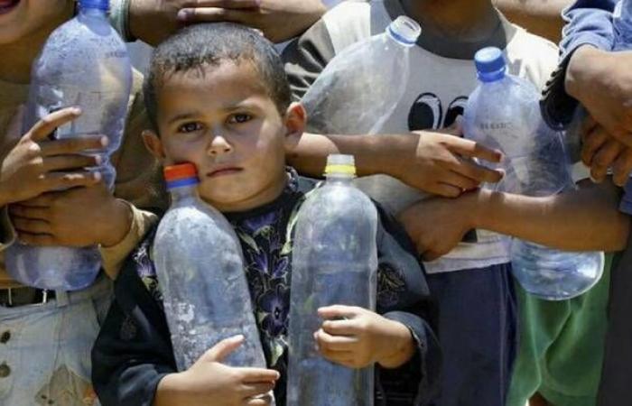 أعضاء
      بالكونجرس:
      75%
      من
      سكان
      غزة
      يواجهون
      المجاعة
      بسبب
      حصار
      إسرائيل