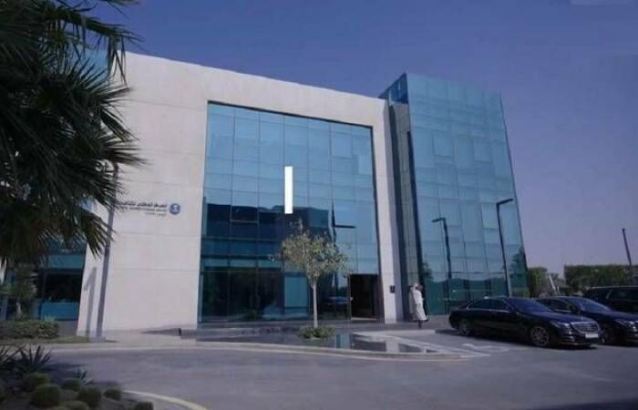 طرح
      37
      مشروعاً
      عبر
      منصة
      "استطلاع"
      لأخذ
      المرئيات
      بشأنها
