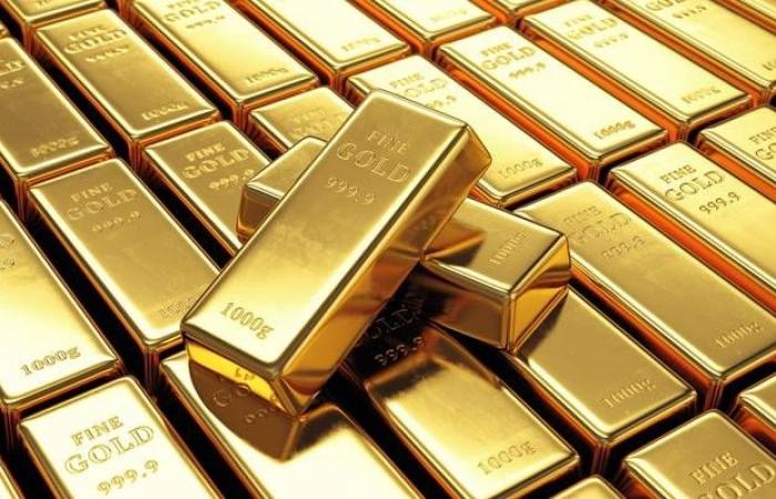 الذهب
      يرتفع
      مع
      تصاعد
      التوترات
      التجارية
      وتكهنات
      بتغيير
      قيادة
      الفيدرالي