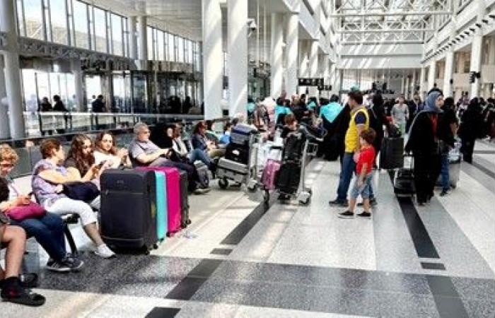 مسألة
السلاح
إلى
حلّ
بعيداً
عن
المهل
وسط
إجماع
على
رفضه..
وترقّب
لخطاب
بري