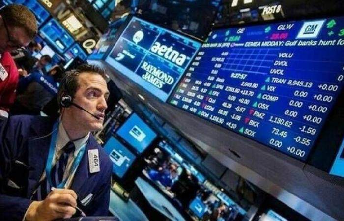 الأسهم
      الأمريكية
      تتراجع
      في
      المستهل
      تحت
      ضغط
      هبوط
      أسهم
      التكنولوجيا