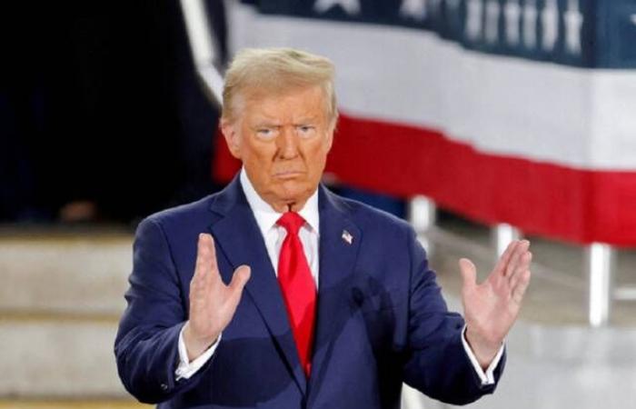 ترامب:
      نتنياهو
      ذهب
      بعيدًا
      في
      غزة..
      وأمريكا
      قادرة
      على
      إعادة
      الدعم
      الدولي
      لإسرائيل