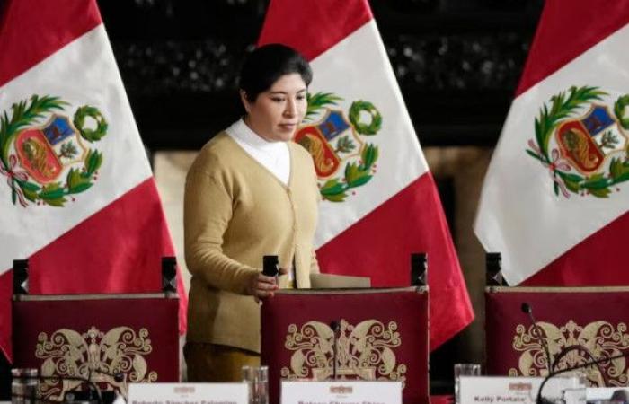 البيرو تقطع علاقاتها مع المكسيك بسبب منح اللجوء لرئيسة وزراء سابقة