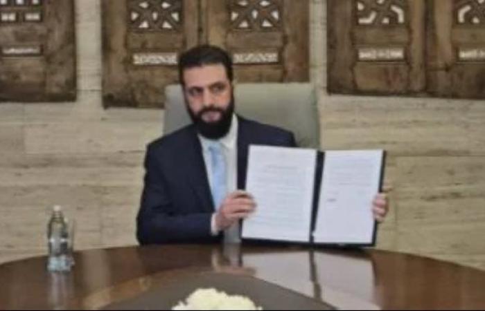 أحمد الشرع يوقع اتفاقا مع «قسد» لوقف إطلاق النار والاندماج في الجيش السوري