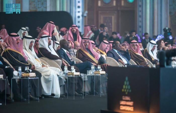 وزير الموارد البشرية يفتتح أعمال المؤتمر الدولي لسوق العمل في الرياض