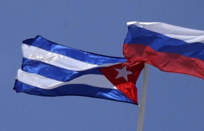 روسيا تتعهد بعدم التخلي عن كوبا ومواصلة مساعدتها