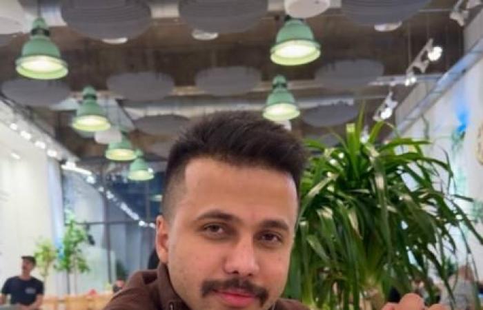 شاب يزور قبر أحمد راضي لكي يخبره بتأهل «أسود الرافدين»