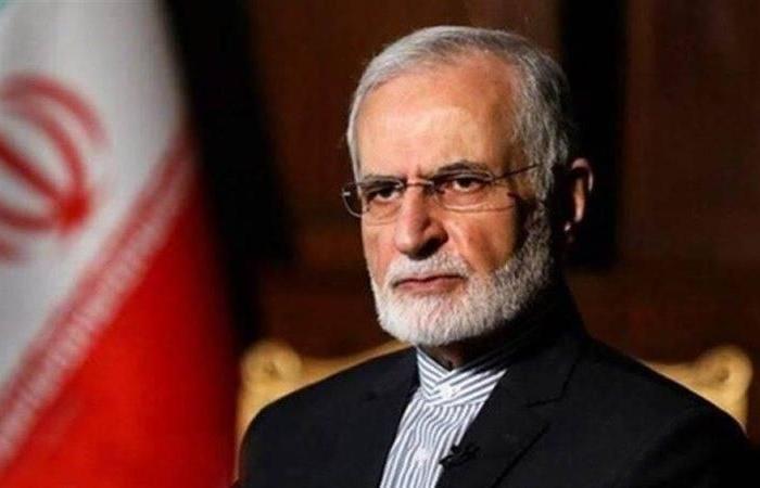 إصابة كمال خرازي وزير خارجية إيران الأسبق بجروح خطرة جراء ضربة