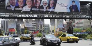 هل
      سينجح
      الرئيس
      الإيراني
      الجديد
      في
      تحسين
      الأوضاع
      الاقتصادية
      المزرية؟