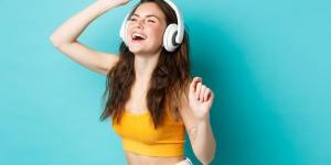 9
      عادات
      يومية
      تزيد
      من
      هرمونات
      السعادة
      "منها
      الضحك
      والموسيقا"