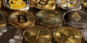 الجزائر
      تحظر
      التعامل
      بالعملات
      المشفرة
      وتقر
      عقوبات
      مشددة
