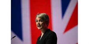 نحو 40 دولة تدعو إلى إعادة فتح مضيق هرمز بشكل فوري وغير مشروط.. ودول تضررت سفنها بنحو خاص من إغلاق المضيق