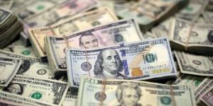 هل يفقد الدولار عرشه كملاذ آمن؟