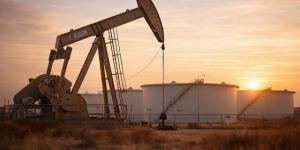 ارتفاع أسعار النفط وسط إغلاق هرمز وترقب لتدخل واشنطن