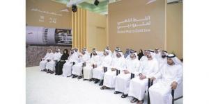 محمد بن راشد يعلن عن «الخط الذهبي» لمترو دبي بـ 34 مليار درهم