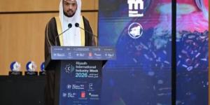 وزارة الصناعة تستعرض مستهدفات التحول الصناعي ومنجزات القطاع