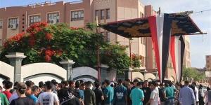 انطلاق امتحانات المواد المضافة للمجموع لطلاب الثانوية العامة باللغة العربية غدا.. ننشر توزيع الدرجات وشرط النجاح.. وهذه حقيقة صعوبة امتحان العربي