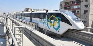 صور جديدة ترصد إقبال المواطنين على محطات المونوريل بعد التشغيل الكلي