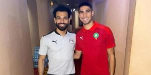 ماذا قال المغربي أشرف حكيمي عن محمد صلاح بعد تأهل "أسود أطلس والفراعنة"؟