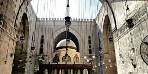 مواقيت الصلاة اليوم الإثنين، موعد أذان الظهر في القاهرة والمحافظات