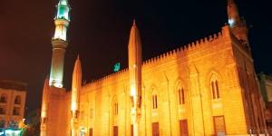 موعد أذان العشاء اليوم الإثنين 6 - 7 - 2026 في القاهرة والمحافظات