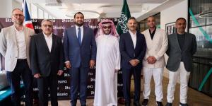 سفير خادم الحرمين الشريفين لدى المملكة المتحدة يفتتح المقر الدولي لشركة صلة في لندن برفقة رئيس هيئة الترفيه