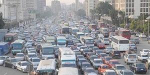 حالة المرور اليوم، تباطؤ بشوارع الهرم وفيصل ورمسيس ودائري المنيب وانتظام بمحور الفريق عامر