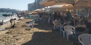 محافظة الإسكندرية تمنع نزول المصطافين لشواطئ العجمي