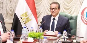 اليوم، وزير الصحة يزور مستشفيات الإسماعيلية والعاشر من رمضان