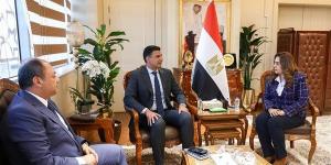 وزيرا التنمية المحلية والصناعة يبحثان مع رئيس تنمية الصعيد آليات دعم المشروعات بالمحافظات