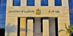 وزارة العمل تطلق مبادرة «فوق الـ40» لفتح فرص توظيف جديدة لأصحاب الخبرات