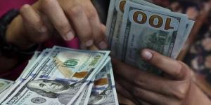 الدولار يسجل أدنى مستوياته في سبعة أسابيع