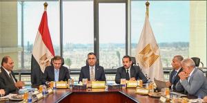 وزيرا التموين والزراعة ومدير مستقبل مصر يبحثون مستجدات مشروع «كاري أون»