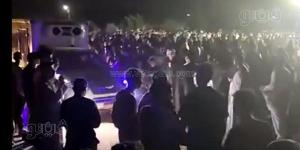 وسط صراخ يشق ظلمة الليل، تشييع جثامين 18 من ضحايا حادث الإسماعيلية في الشرقية (فيديو وصور)