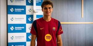 بعد تألقه أمام الأهلي، برشلونة يجهز القميص رقم 9 باسم حمزة عبد الكريم