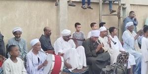 كما صورتها جدران معابد الفراعنة، شاهد فن التحطيب في دشنا على أنغام المزمار البلدي