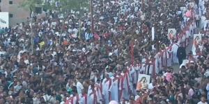 مليونية بالبالونات والزغاريد، مشاهد مبهجة لاحتفالات دير العذراء بجبل أسيوط (فيديو)