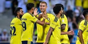 رونالدو يقود النصر للفوز علي الرياض برباعية في الدوري السعودي