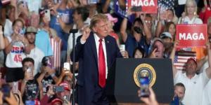 ترامب: الولايات المتحدة تخسر 60 مليار دولار سنويًا بسبب كندا
