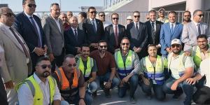 جوهر نبيل ومحافظ بورسعيد يتفقدان استاد النادي المصري (صور)