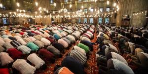 موعد أذان العشاء اليوم الأحد 30 - 8 - 2026 في القاهرة والمحافظات