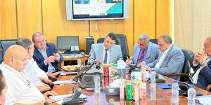 غرفة الصناعات النسيجية تبحث تحديث المواصفات والرقابة على الواردات